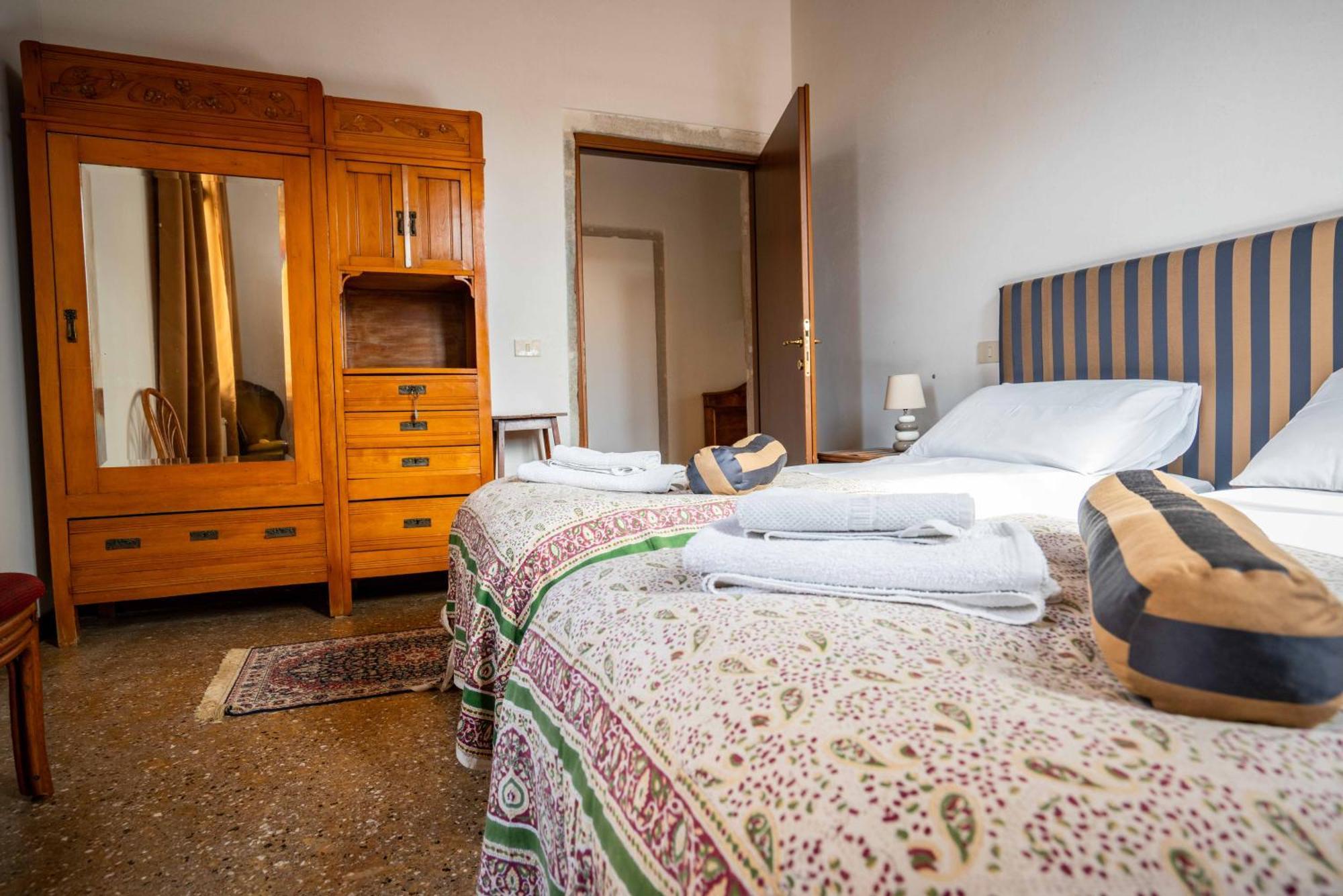 San Trovaso Apartment Venesia Bagian luar foto