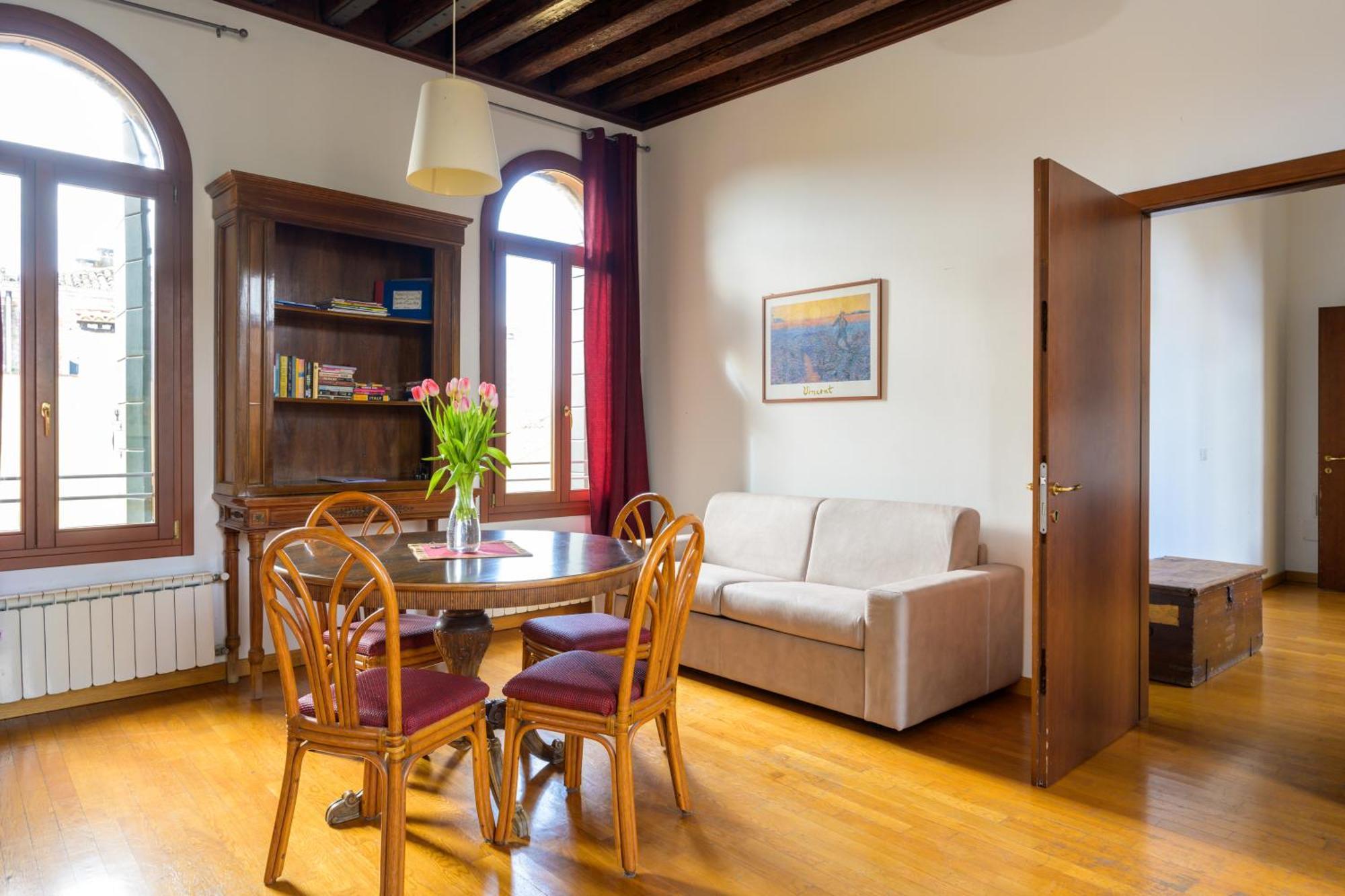 San Trovaso Apartment Venesia Bagian luar foto