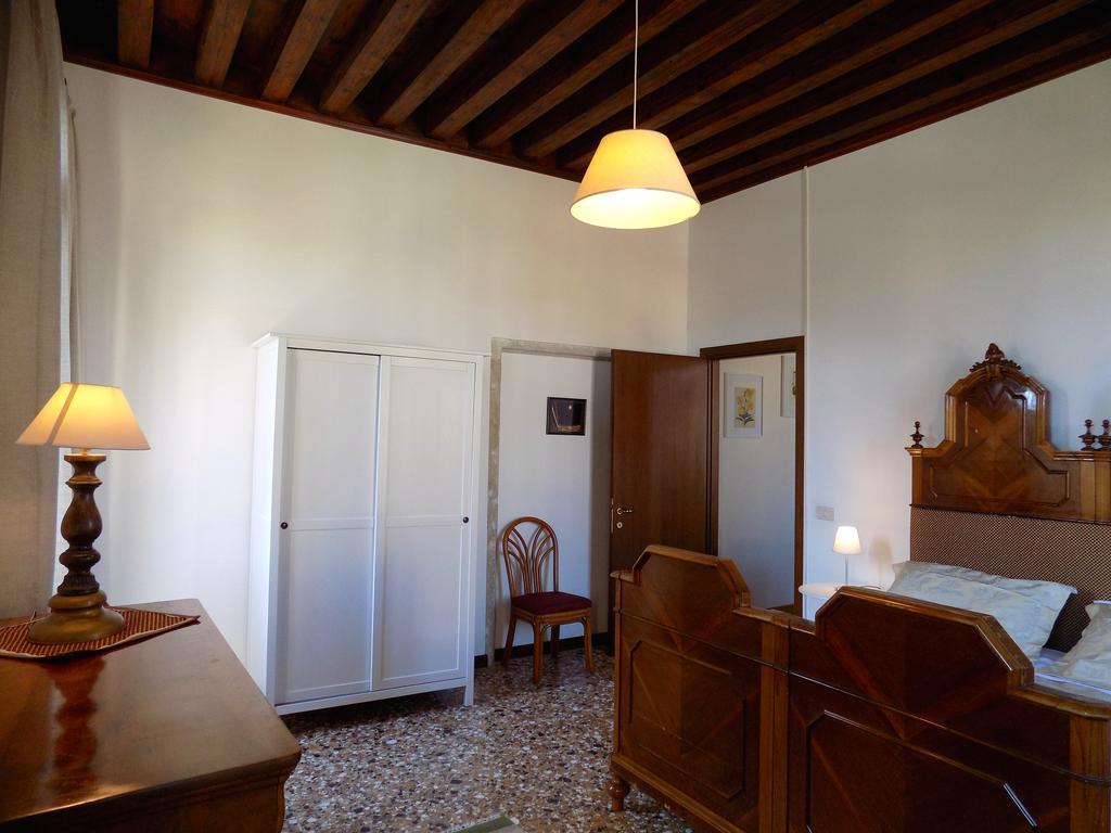San Trovaso Apartment Venesia Bagian luar foto
