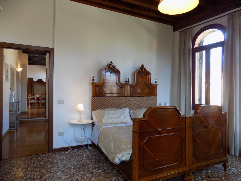 San Trovaso Apartment Venesia Bagian luar foto